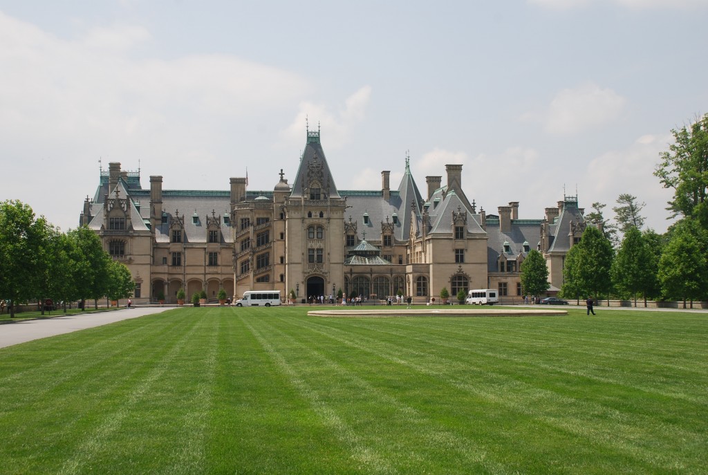 Biltmore Estate and Gardens | What Grows There :: Hugh Conlon ...