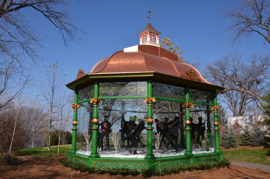 Twelve Days Of Christmas Showcase At Dallas Arboretum What Grows